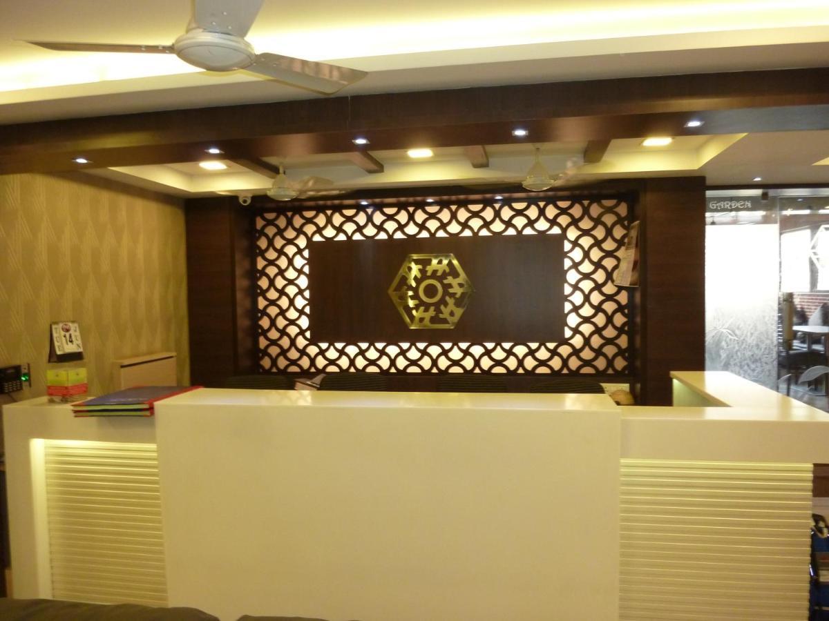 Hotel Orient Palace Mumbai Eksteriør bilde